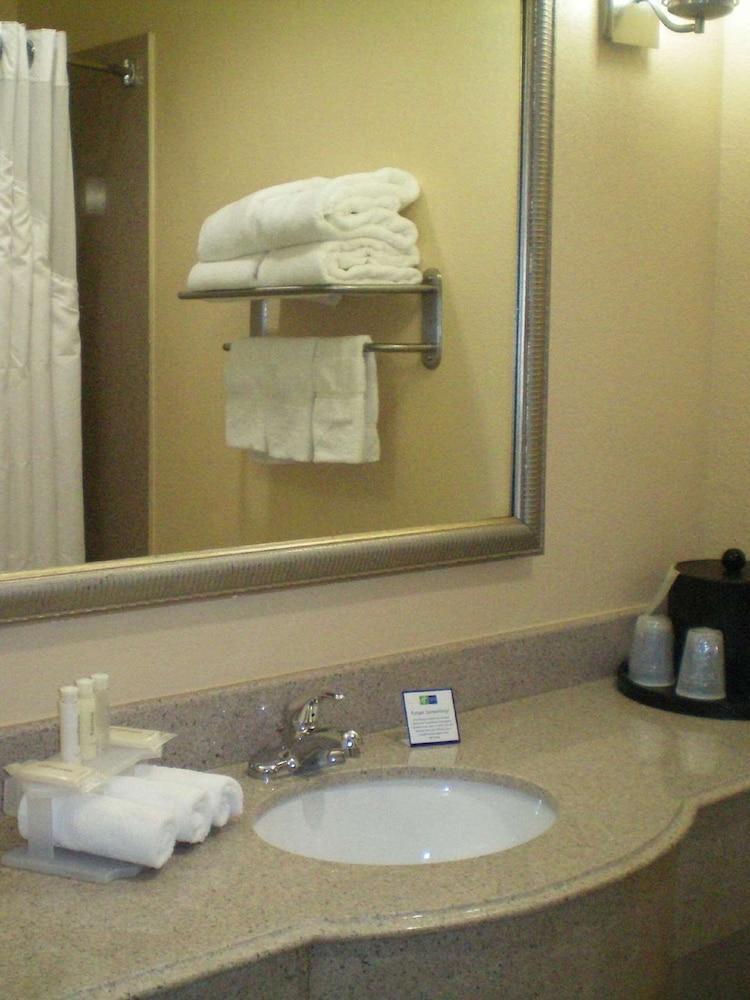 Holiday Inn Express Hotel Galveston West-Seawall By Ihg Kültér fotó