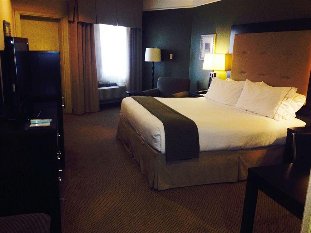 Holiday Inn Express Hotel Galveston West-Seawall By Ihg Kültér fotó